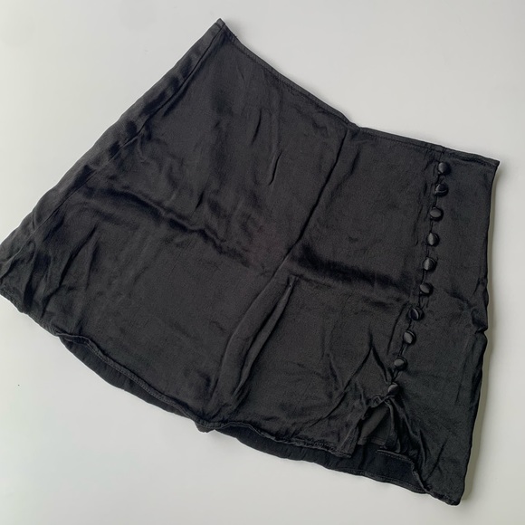 ZARA Satin Effect Mini Skirt with buttons on side | NEVER WORN - Picture 1 of 6
